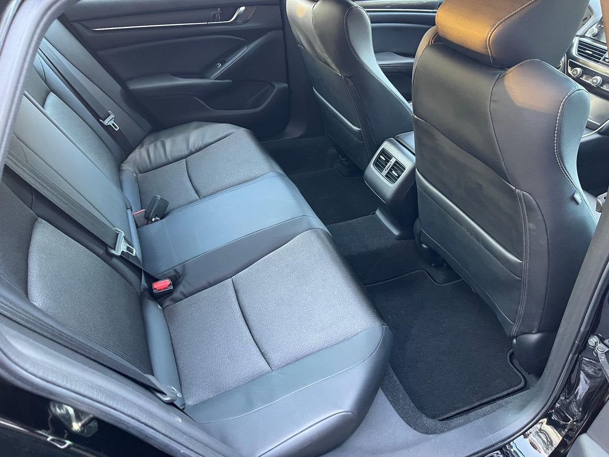 
								Honda Accord 2018 full									