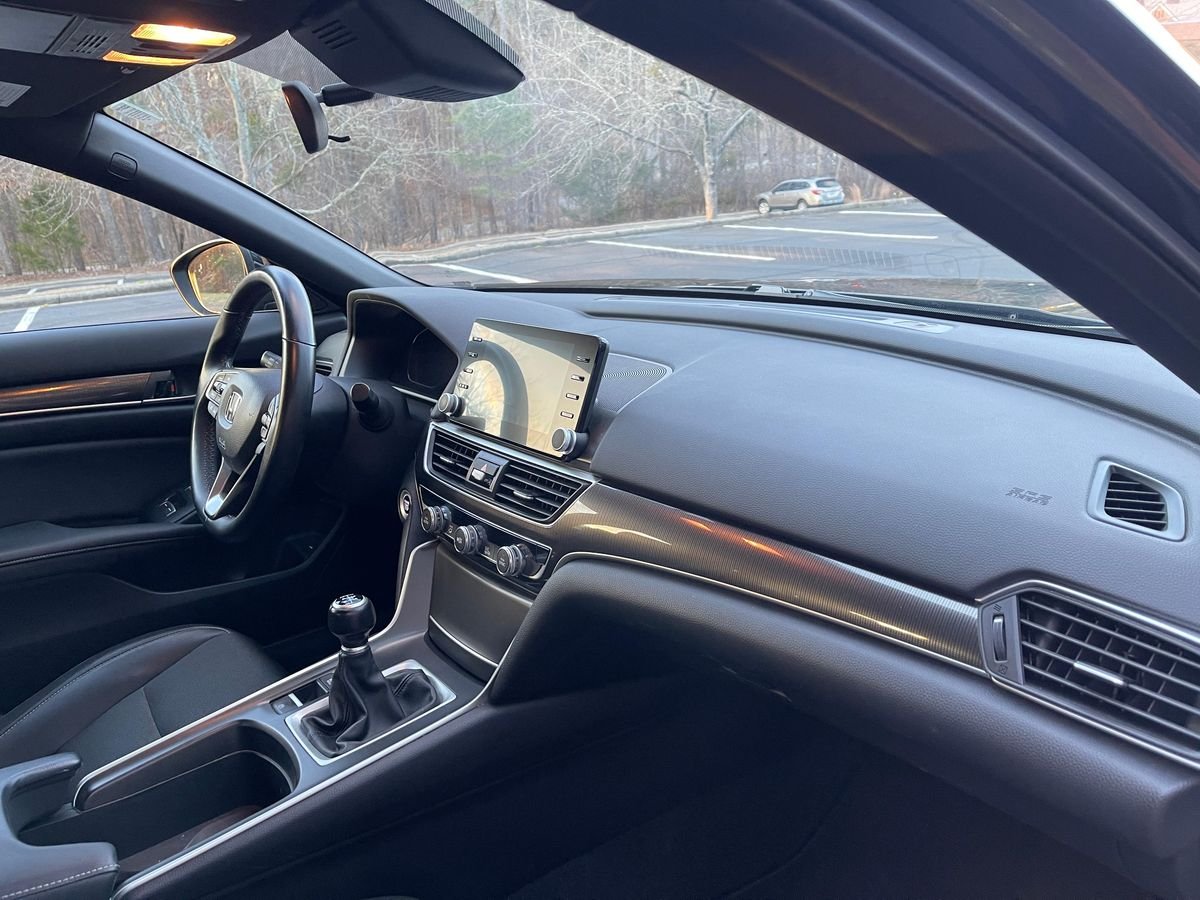
								Honda Accord 2018 full									