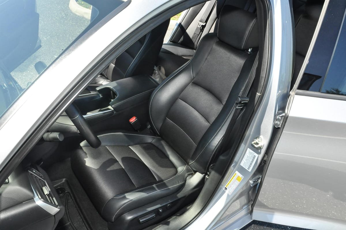 
								Honda Accord 2018 full									