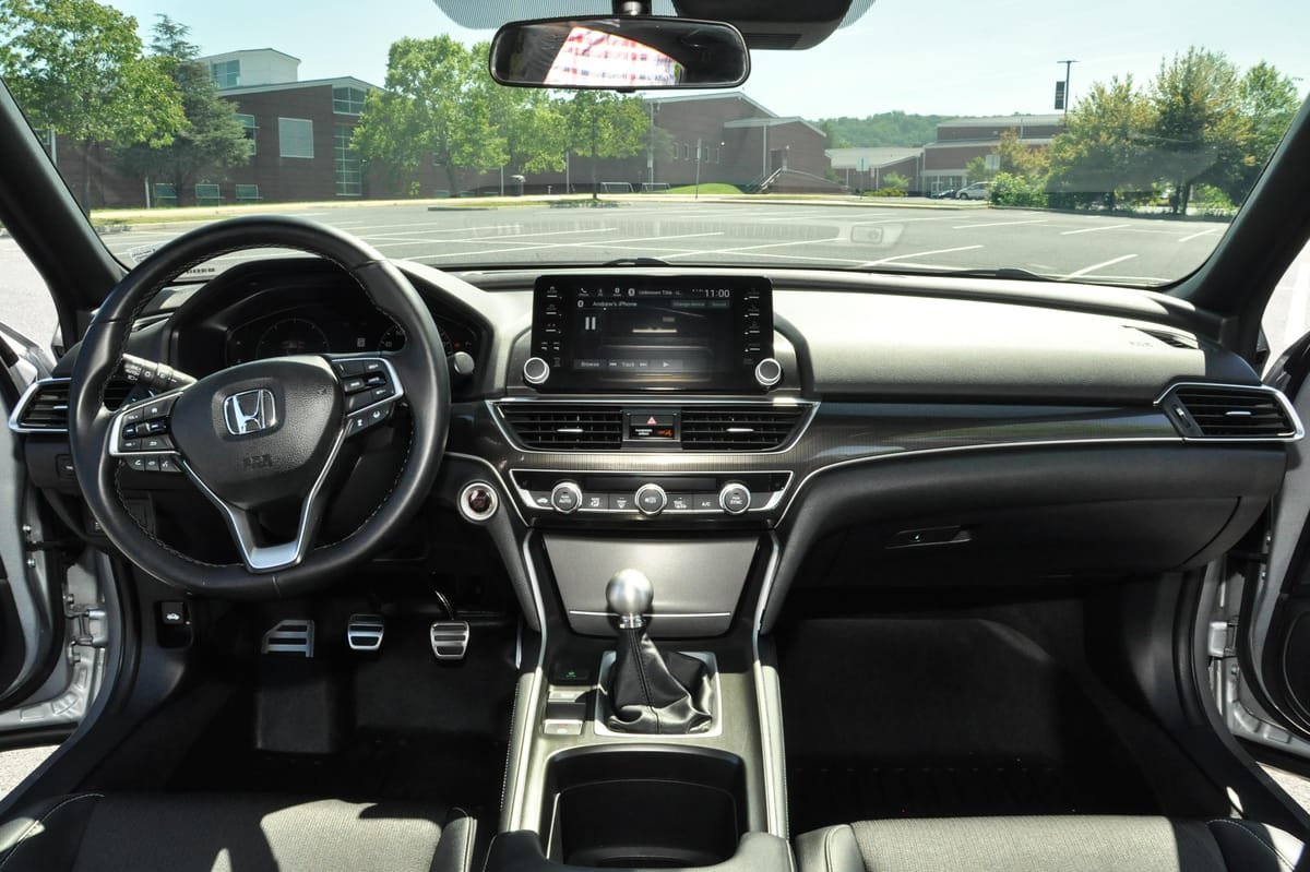 
								Honda Accord 2018 full									