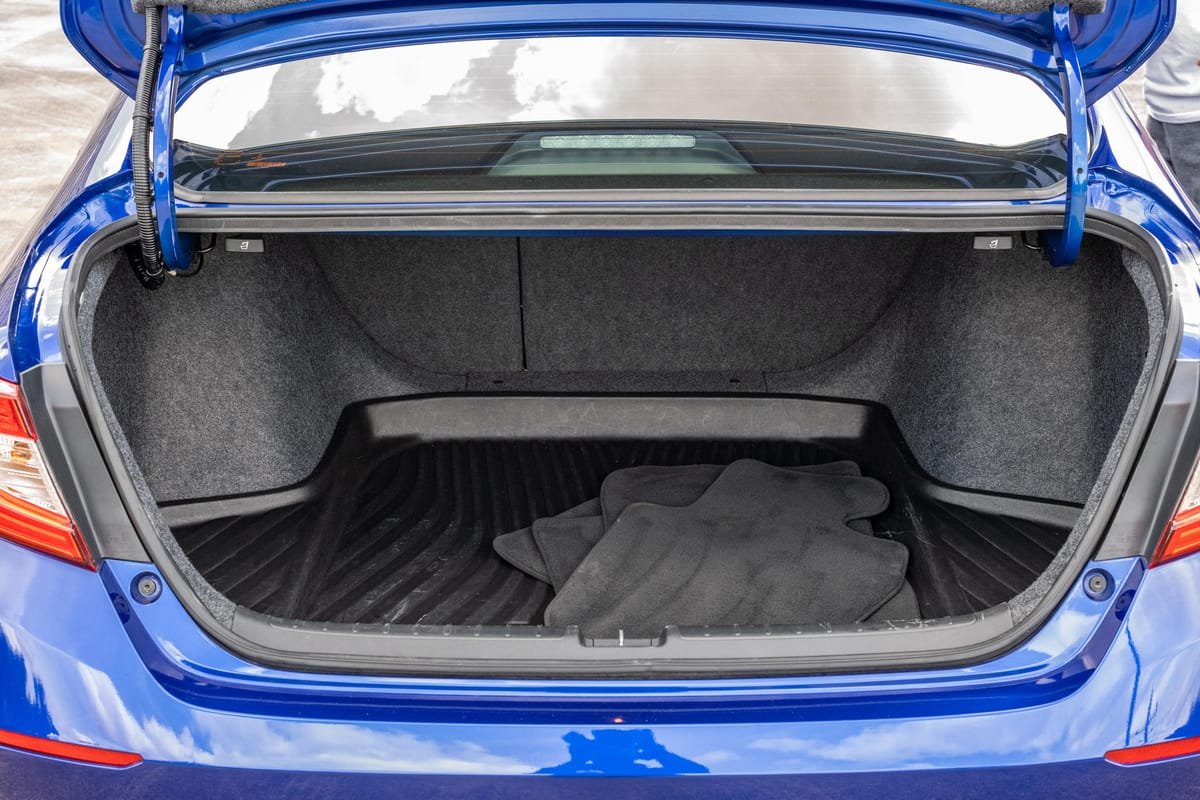 
								Honda Accord 2019 full									