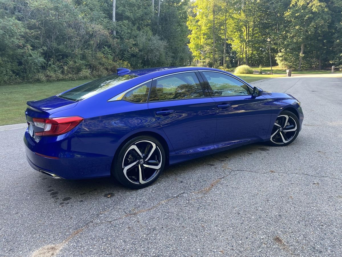 
								Honda Accord 2018 full									
