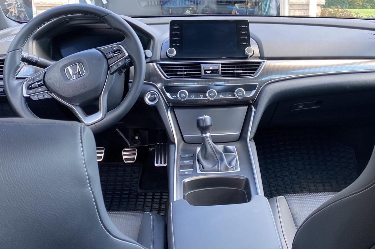 
								Honda Accord 2018 full									