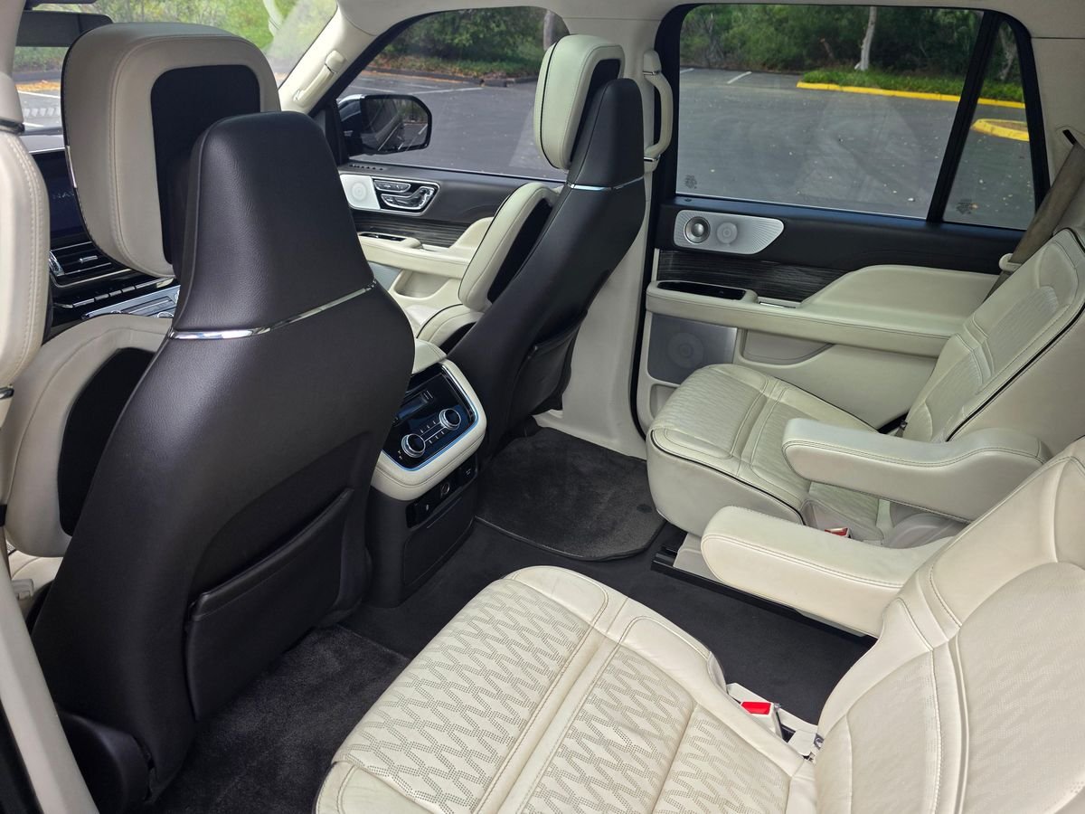 
								Lincoln Navigator 2018 full									