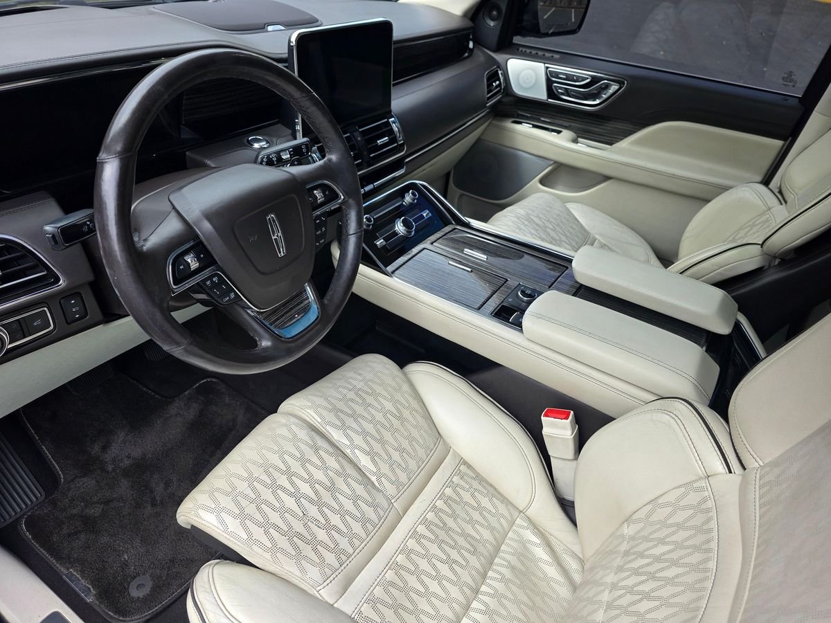 
								Lincoln Navigator 2018 full									