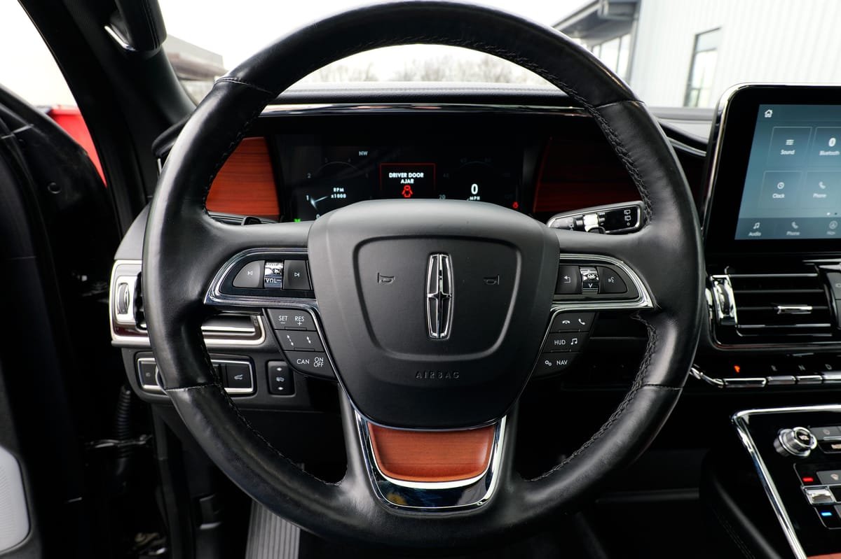 
								Lincoln Navigator 2020 full									
