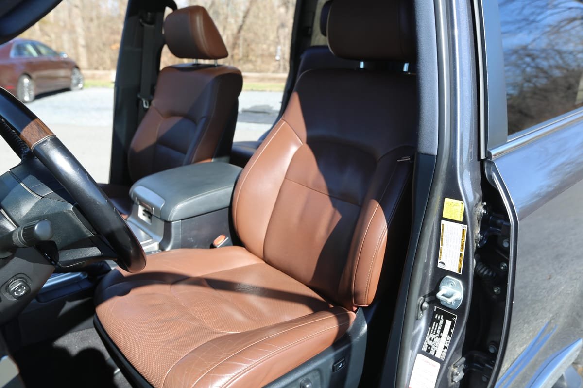 
								Toyota Land Cruiser 2021 full									