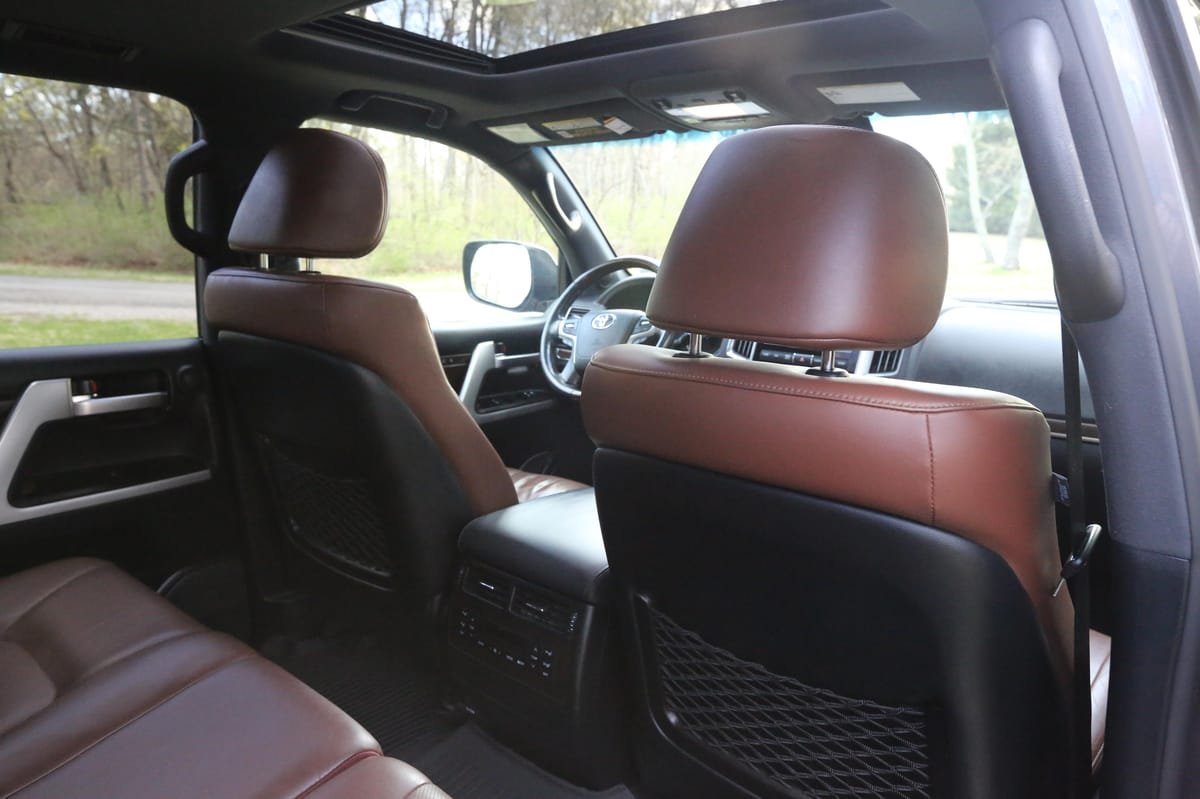 
								Toyota Land Cruiser 2021 full									