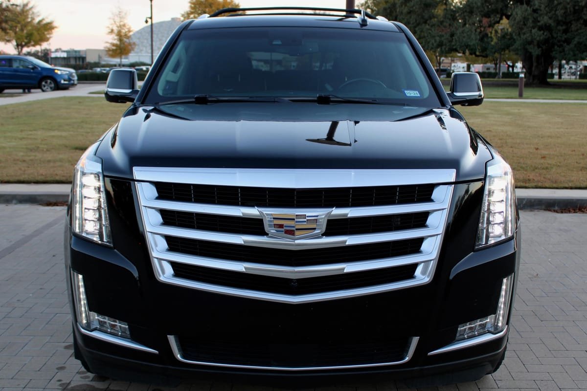 
								Cadillac Escalade 2016 full									