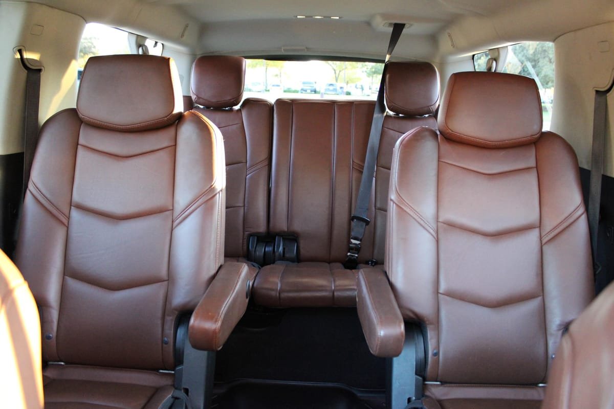 
								Cadillac Escalade 2016 full									