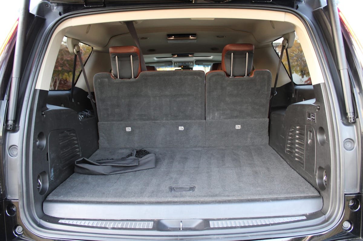 
								Cadillac Escalade 2016 full									