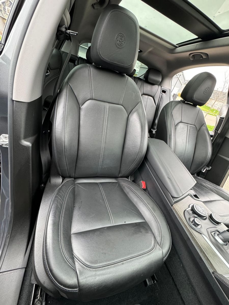 
								Alfa Romeo Stelvio 2018 full									