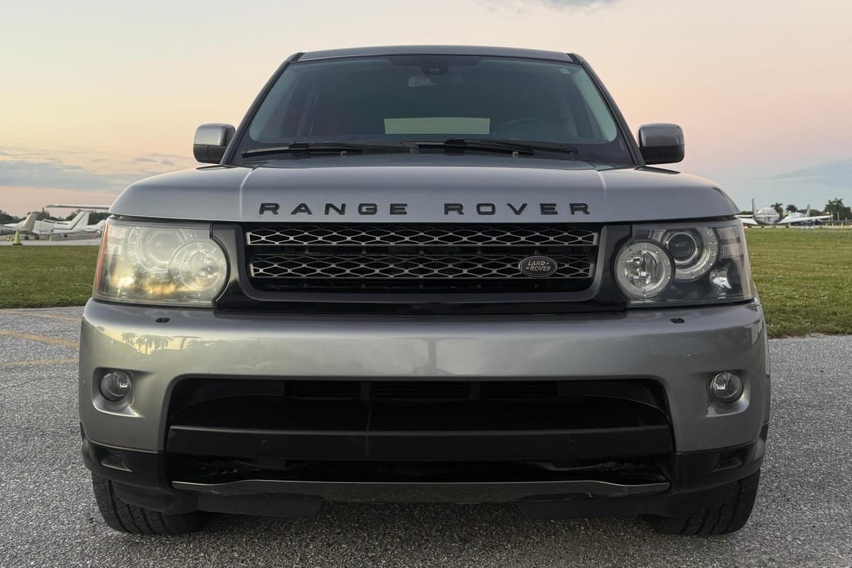 
								Land Rover Range Rover Sport 2013 full									