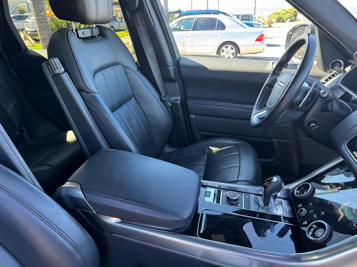 
								Land Rover Range Rover Sport 2021 full									