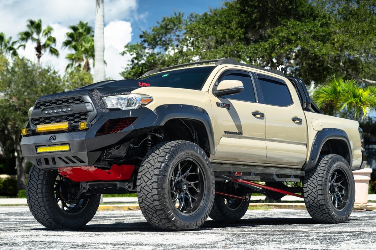 
								Toyota 4Runner 2017 full									