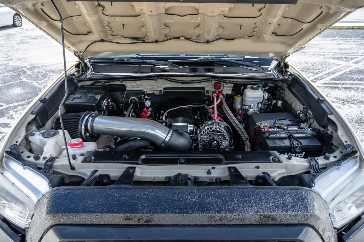 
								Toyota 4Runner 2017 full									