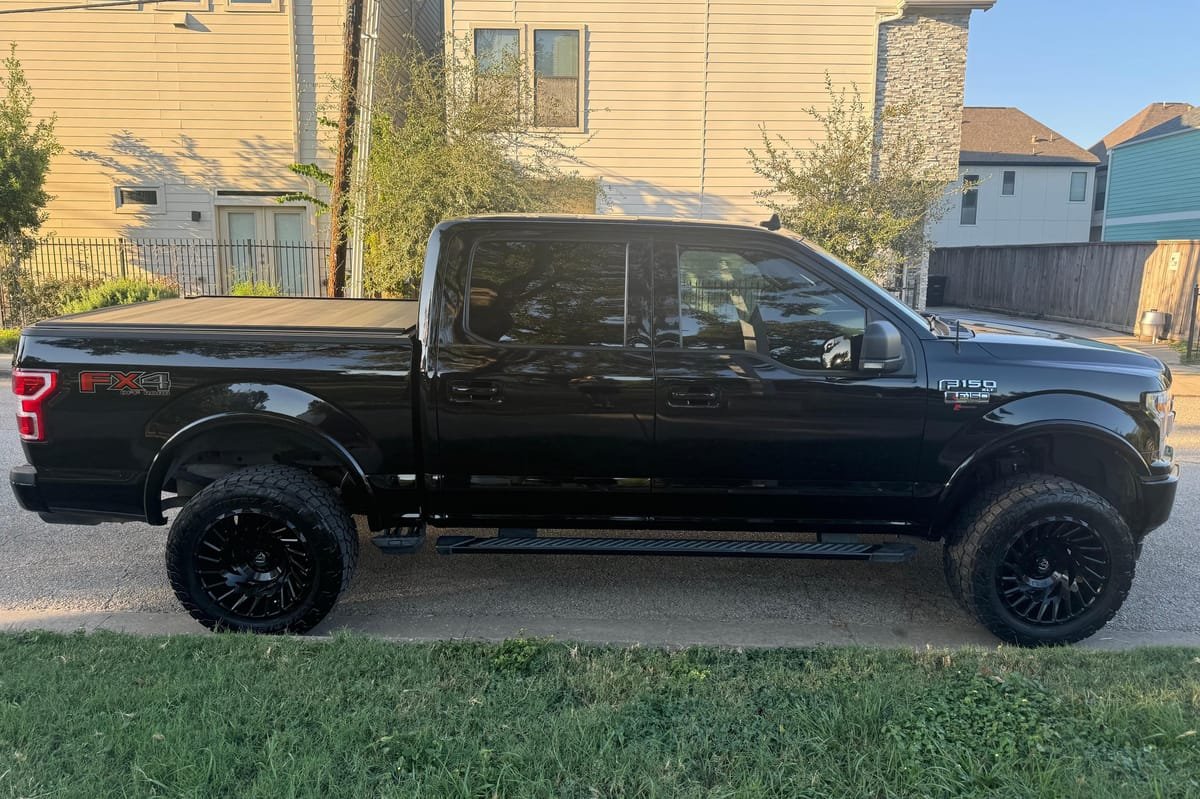 
								Ford F-150 2020 full									