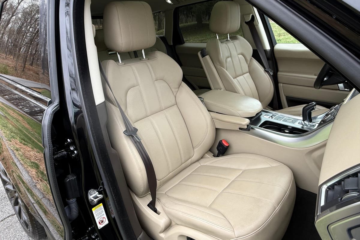 
								Land Rover Range Rover Sport 2017 full									