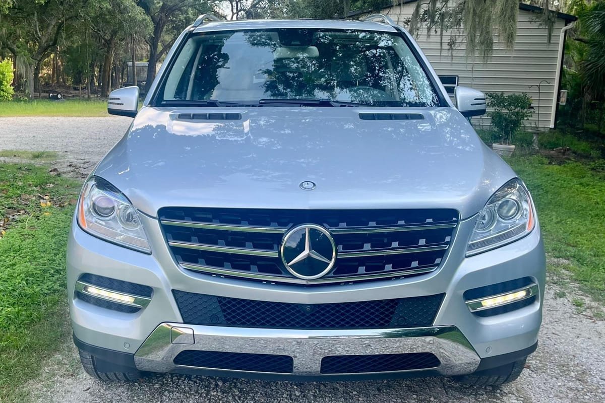 
								Mercedes-Benz ML-Class 2015 full									