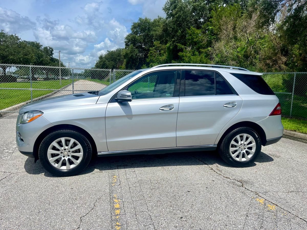 
								Mercedes-Benz ML-Class 2015 full									