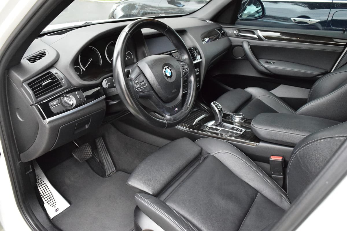 
								BMW X3 2015 full									