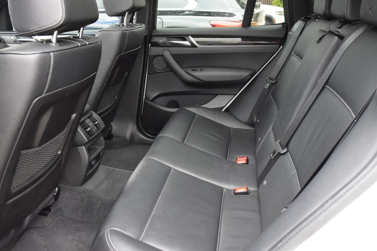 
								BMW X3 2015 full									