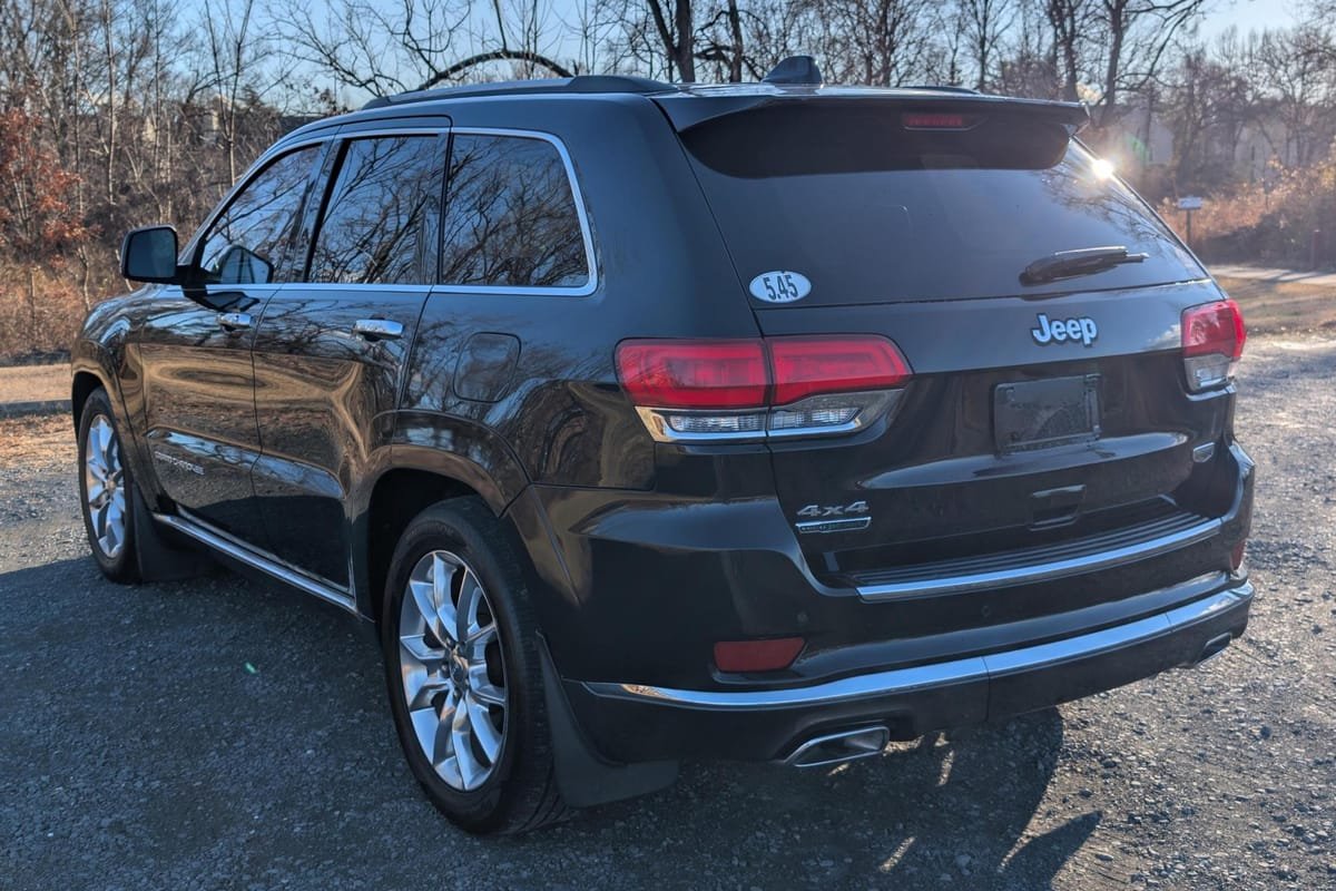 
								Jeep Grand Cherokee 2016 full									