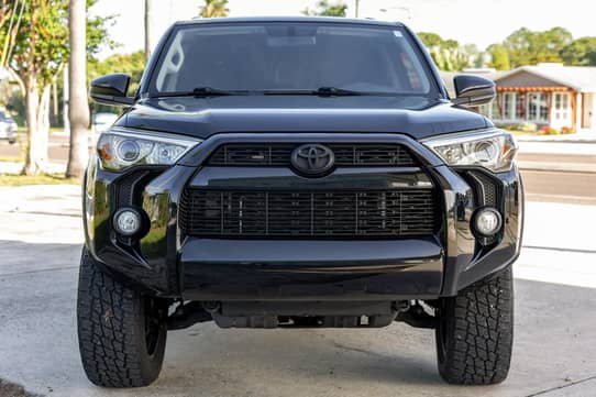 
								Toyota 4Runner 2018 full									